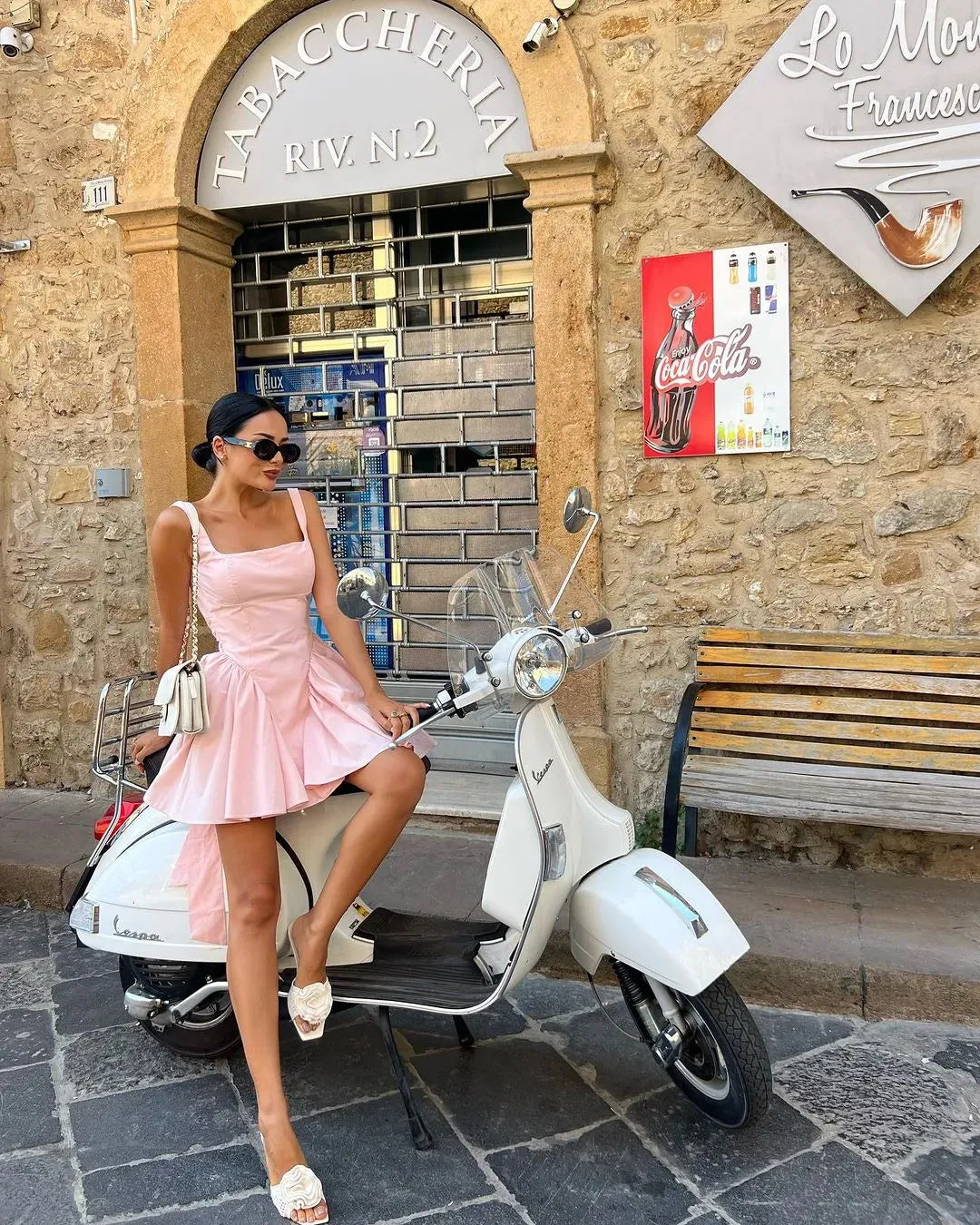 Fashion Bow Backless Pleated Dress