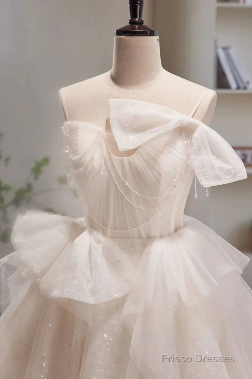 Light Champagne Short Tulle Prom Dresses, Short Light Champagne Formal Graduation Dresses